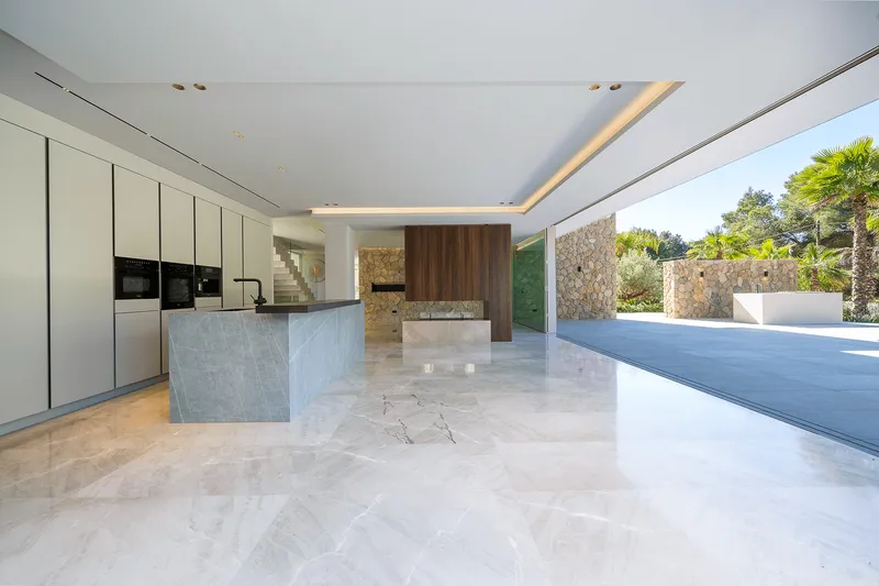 Villa with pool and sea access in Santa Ponça — photo 4