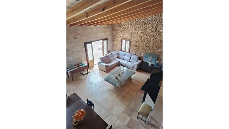 Spacious and versatile home with large plot and loft — photo 11