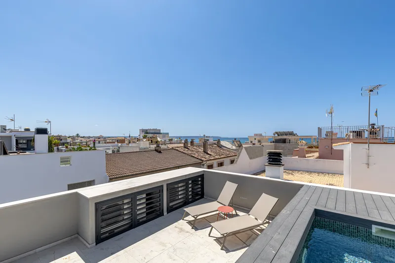 Townhouse in Portixol - rooftop terrace with sea views — photo 1