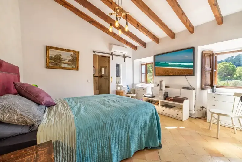 Experience the Mediterranean paradise in this rustic finca in S'Arraco. The property is situated on a cultivated plot of almost 8,000 m² and — photo 10