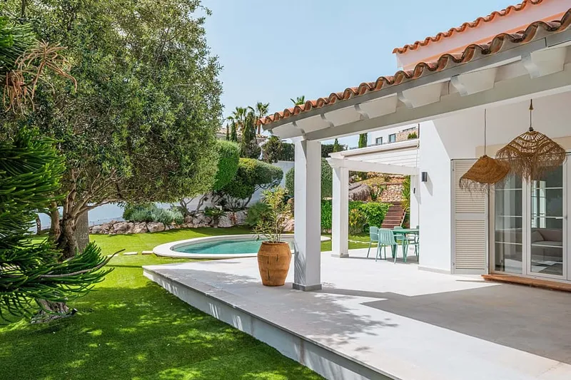 Mediterranean family villa in a sought-after residential area — photo 4
