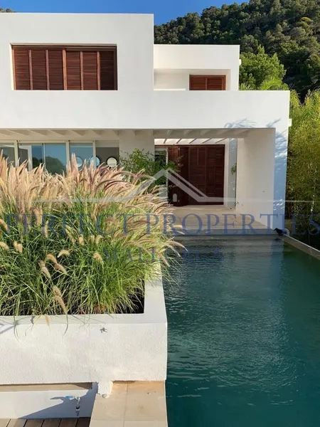 Luxury big home with sea view and walking distance to the sea — photo 2