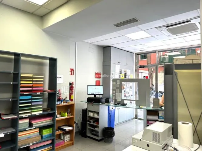 Commercial Premises. Palma de Mallorca, Jaume III Area — photo 2