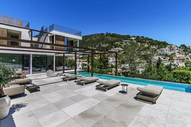 Exquisite villa with stunning mountain views near Palma — photo 6