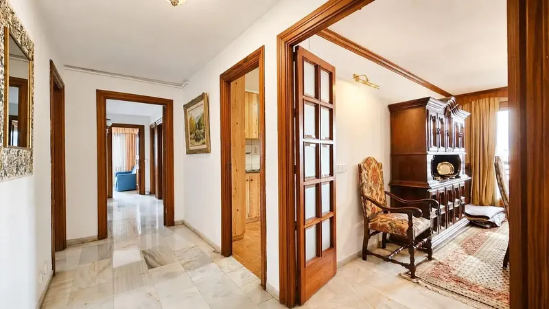 Spacious, bright with spectacular views. This magnificent 218 m2 apartment located in the sought-after area of Bons Aires offers an opportunity — photo 12