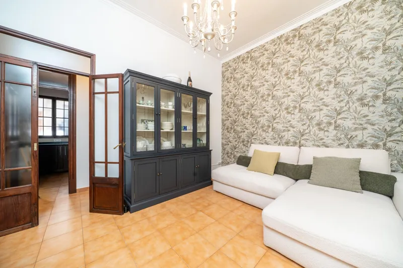 First floor with elevator on 31 de Diciembre, Palma — photo 3