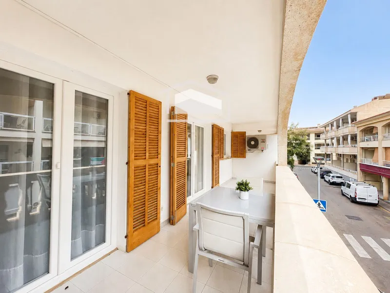 Spacious flat with large terrace and parking in the port area of Colònia de Sant Jordi — photo 5