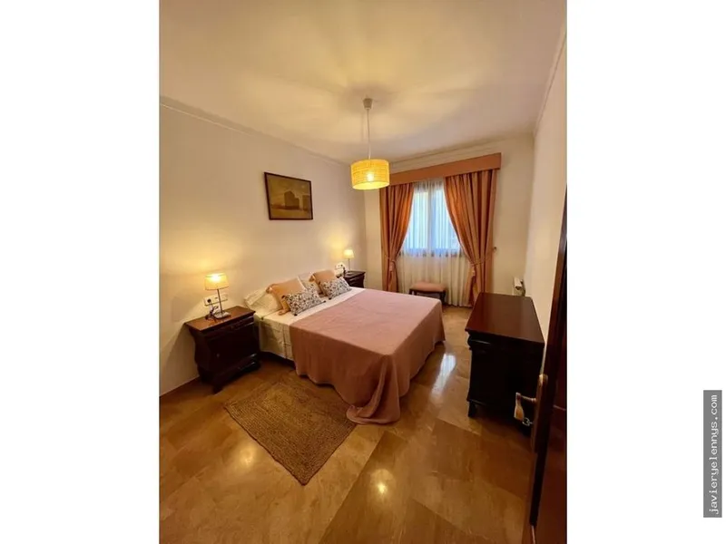 Flat for rent on Calle d'En Bordils — photo 2