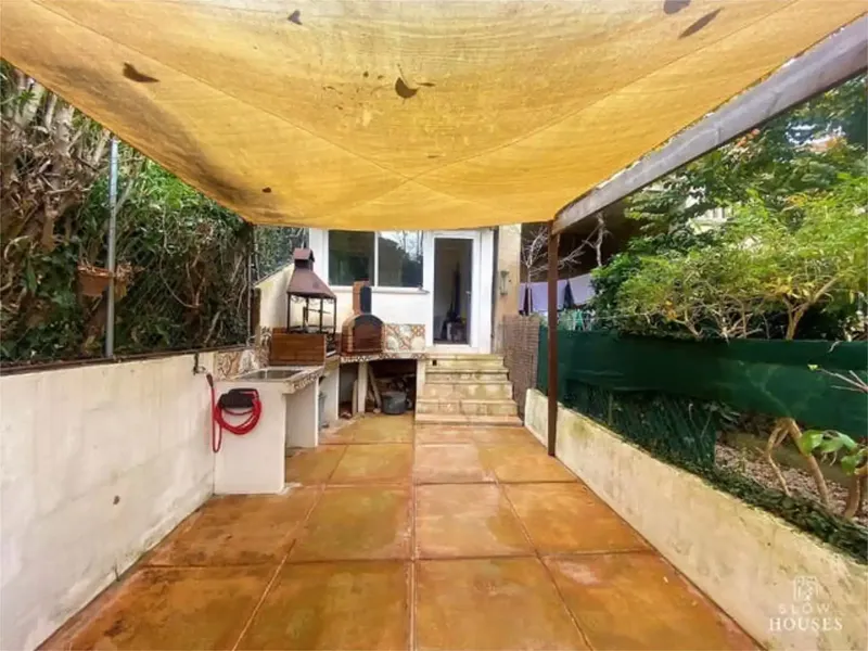 Esporles. Stone village house, renovated with great character, with a facade on a small and beautiful pedestrian stone street and another on a road with easy access for unloading. — photo 8
