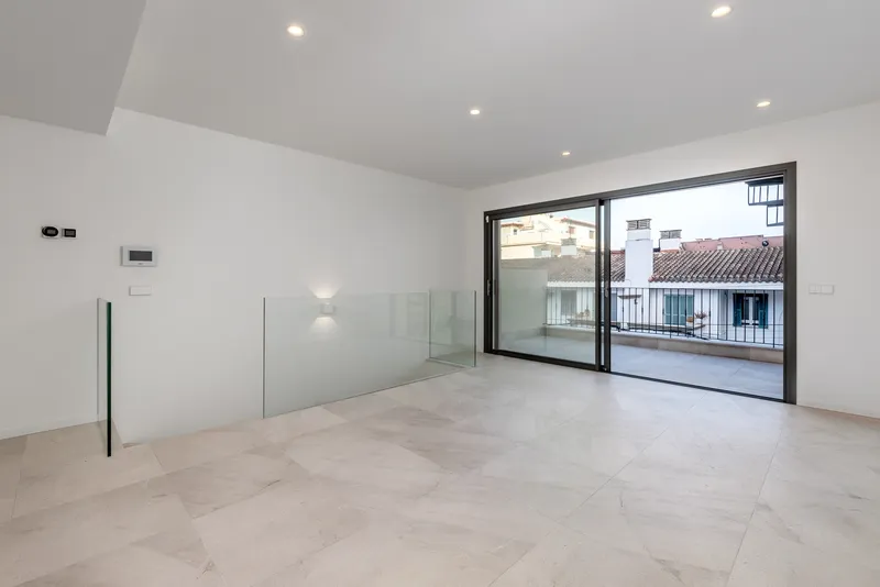 New build townhouse in El Terreno for sale with jacuzzi and sea views — photo 3
