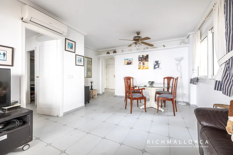 Seaview Apartment ALTOS in the sought-after area of Illetas — photo 9