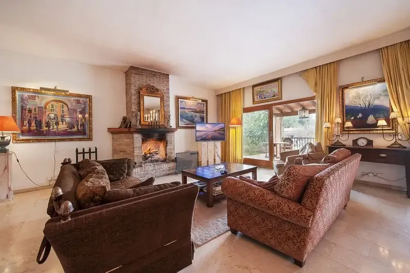 The beautiful villa in Son Vida is surrounded by well-kept Mediterranean gardens, set on a flat and spacious plot of approx. 4,300 m² — photo 3