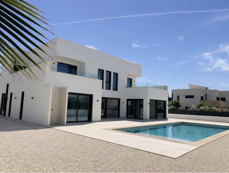 Newly built luxury chalet with pool in a quiet area, 2.5 km from the sea, Sa Ràpita – Sa Pleta — photo 7