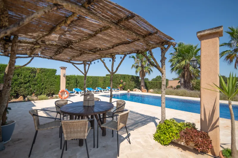 Charming finca for sale with a vacation rental license in Felanitx–Porreres — photo 3