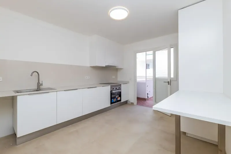 Spacious renovated flat of 124 m2 built, located in Son Espanyolet, one of the quietest, most consolidated and sought-after residential areas — photo 8