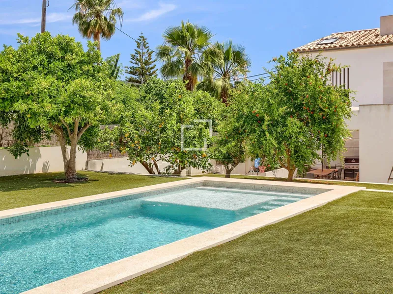 322m² house / villa with 235m² garden for sale in Calvià — photo 2