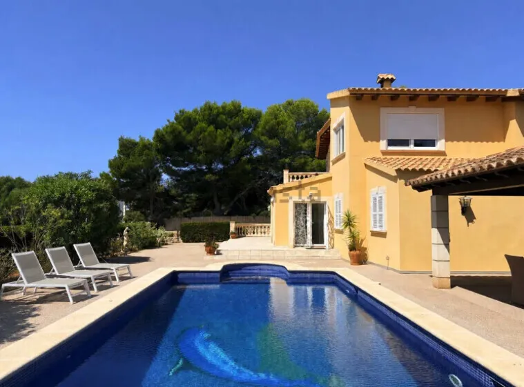 Mediterranean-style detached house with sea views and holiday rental licence in Cala Pi — photo 6