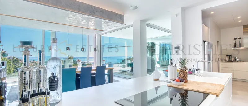 Newly built villa in Costa den Blanes in contemporary design near Puerto Portals with sea view — photo 6