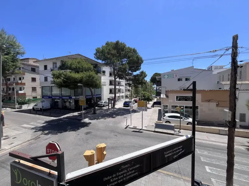 Attractive and sunny first-floor apartment in the center of Cala Millor, approximately 53 m², with two terraces and just 2 — photo 12