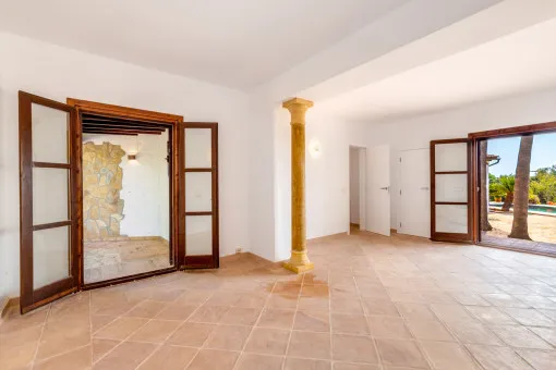 Montuiri, luxury finca with breathtaking views of the Tramuntana mountains and rental license — photo 10