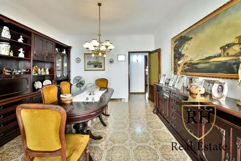 Spacious apartment with many possibilities in the center of Palma — photo 8