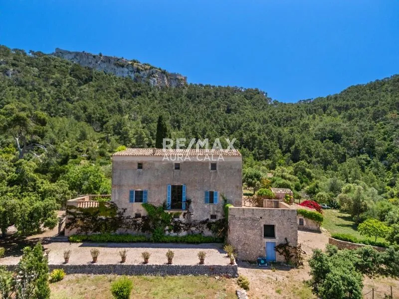 Detached Villa for sale in Felanitx — photo 1