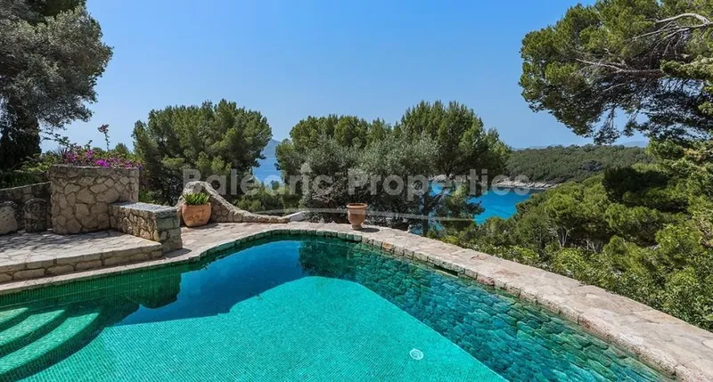 Sea view stone villa with extension license for sale in Formentor, Mallorca — photo 3