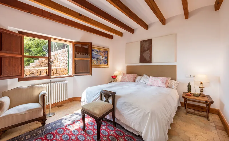 Country house with panoramic views — photo 12