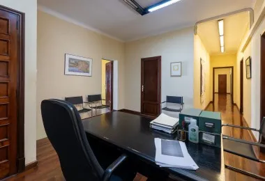 Spacious home with multiple possibilities in the center of Palma — photo 5