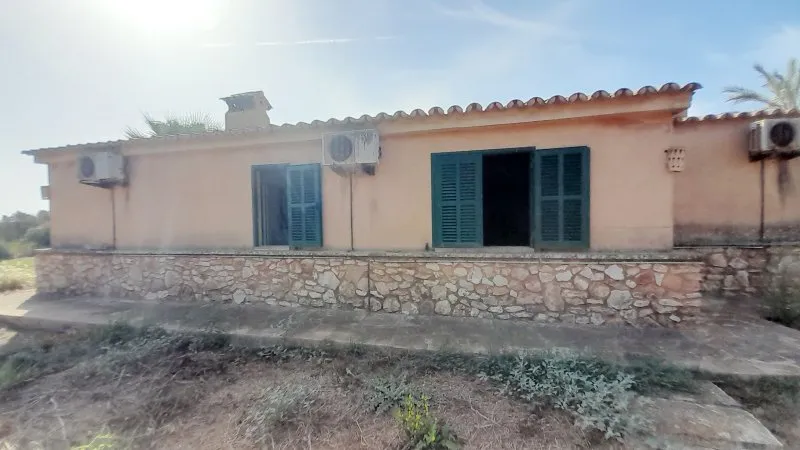 Charming ground-floor finca with pool. Heating and plot near Es Llombards - Santanyi-F 95 — photo 7