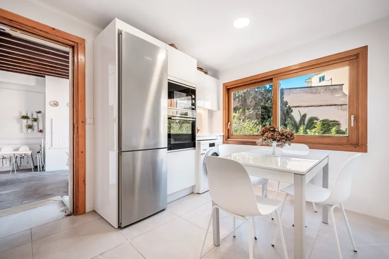 Charming property apartment for sale in Palma de Mallorca with private terrace and garden — photo 4
