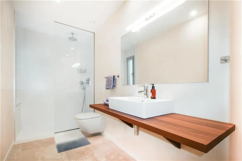 Apartment with terrace in residential complex with pool — photo 10