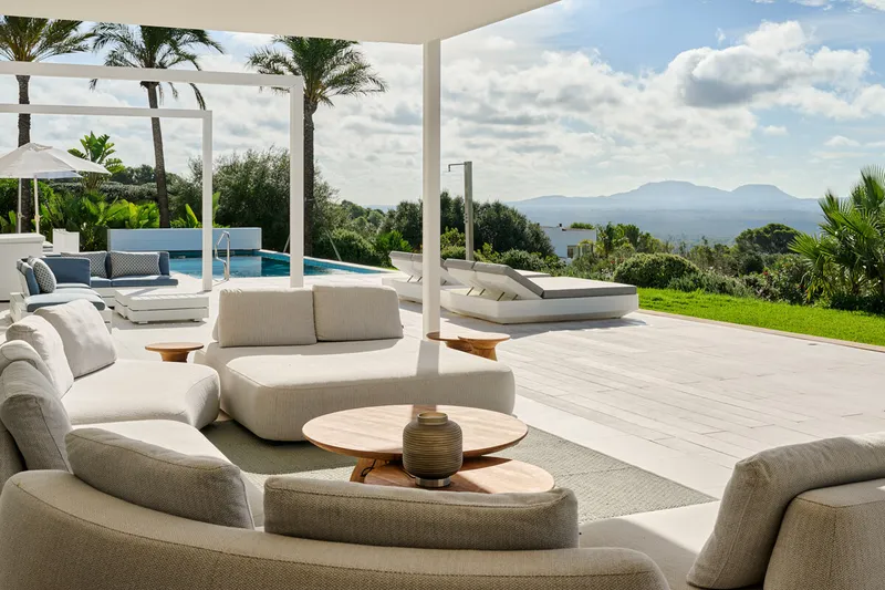 Mediterranean luxury villa with breathtaking views in Puntiró - Marcel Remus Real Estate — photo 9