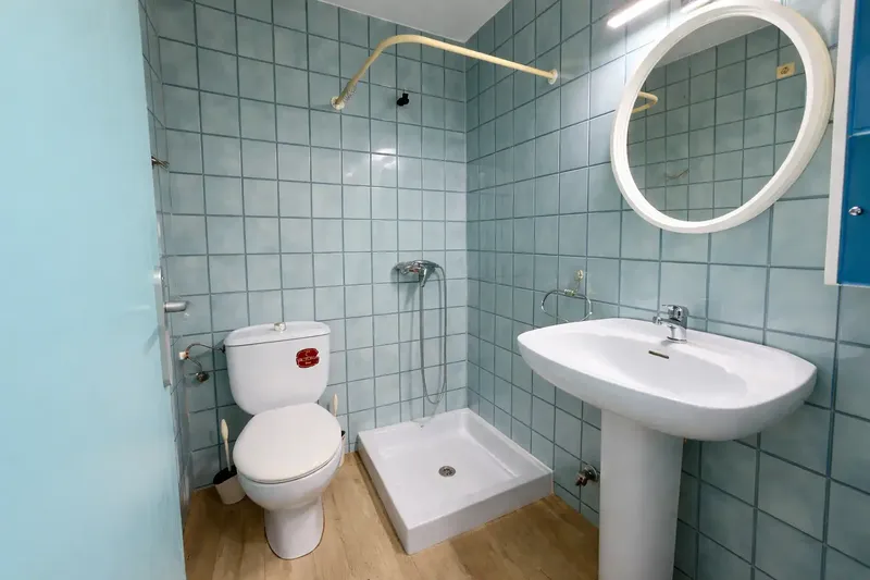 Important information: The apartment is NOT rented in July or August — photo 6