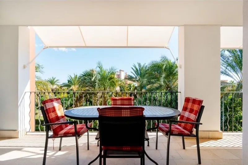 Modern apartment with spacious terrace in Portocolom — photo 1