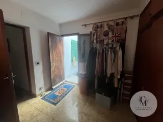 Authentic Mallorcan house with patio, terrace and private garage - Four bedrooms and great renovation potential in the center of Pollença — photo 12