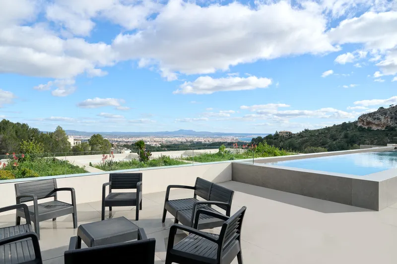Modern newly built villa with sea views in Son Vida — photo 3