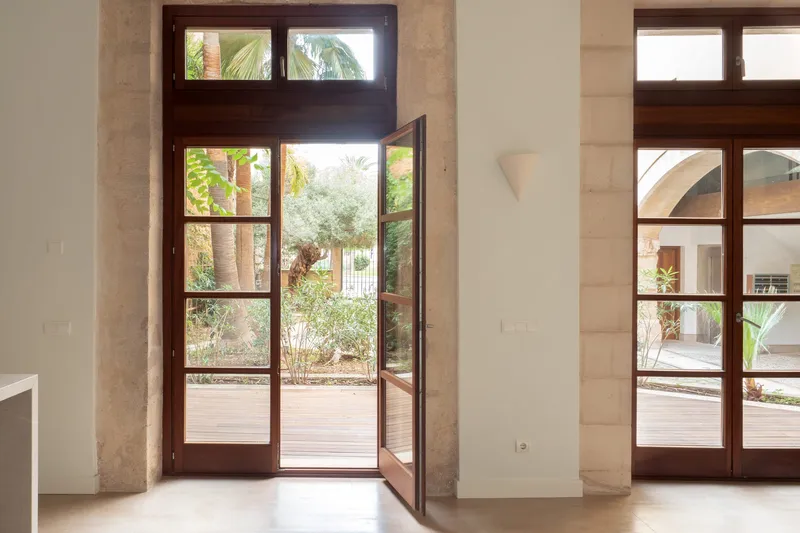 Renovated ground-floor residence in Palma's Old Town — photo 4