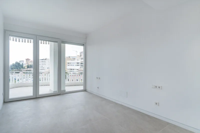 Luxury Ground-Floor Apartment with Stunning Terrace & High-End Finishes — photo 5