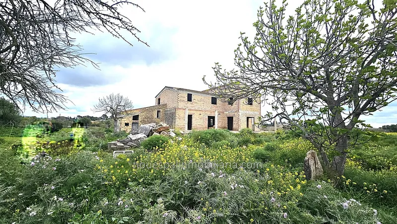 Rustic finca with structure in Búger — photo 2