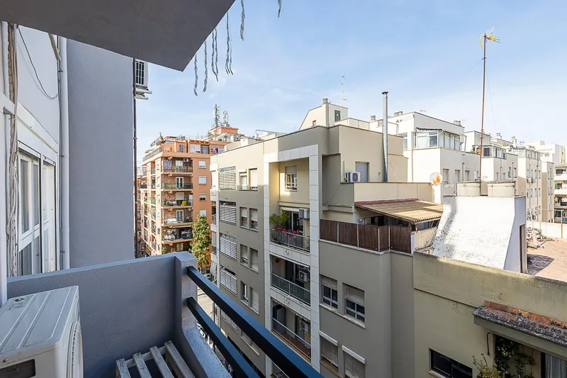 Apartment with elevator in Camp Redó area — photo 3