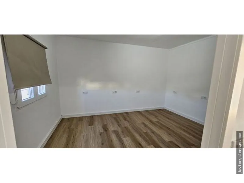 Rental of semi-detached house on Calle Sant Martí — photo 5