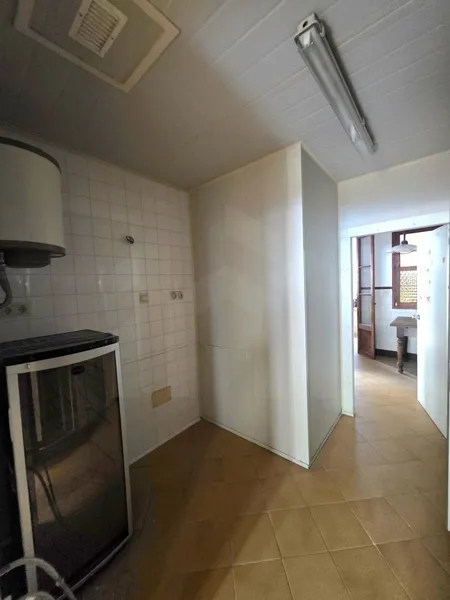 Ground floor in Arxiduc — photo 5