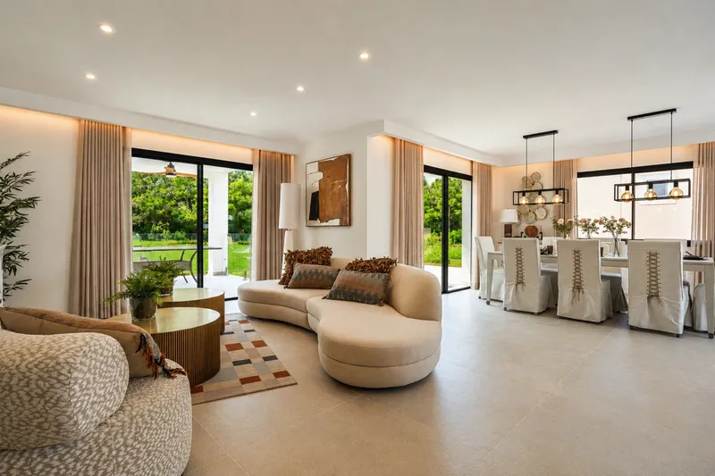 Elegant contemporary Mediterranean villa for sale in Santa Ponsa — photo 10