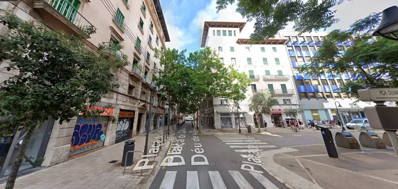 Flat / apartment for sale in CL Josep Tous I Ferrer — photo 1