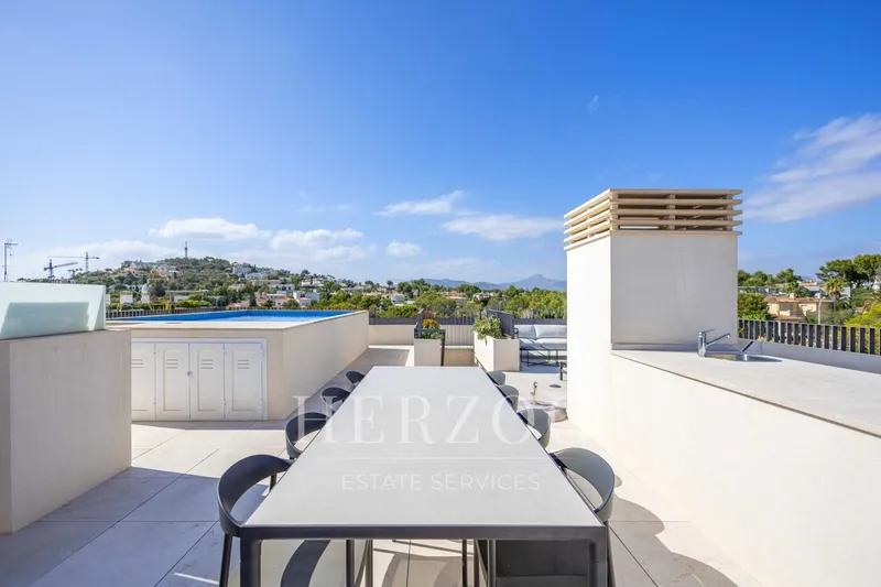 Modern penthouse with sea view, roof terrace and pool in exclusive residential complex — photo 6