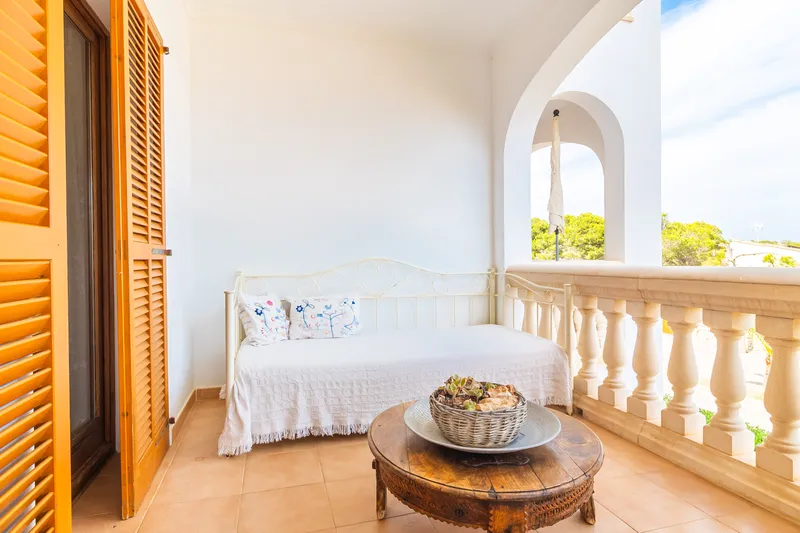 Apartment with magnificent sea views in Cala Santanyi — photo 9