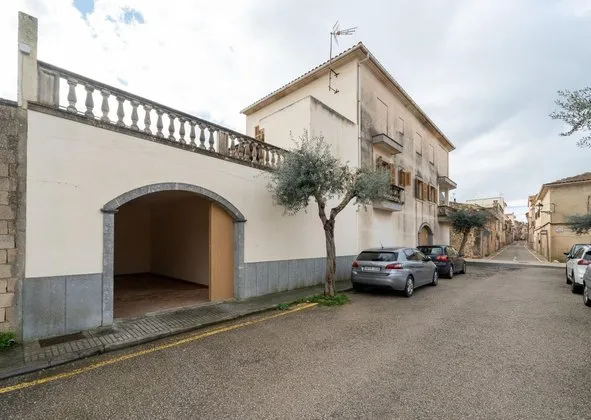Detached house in Calle Forà, Petra — photo 1
