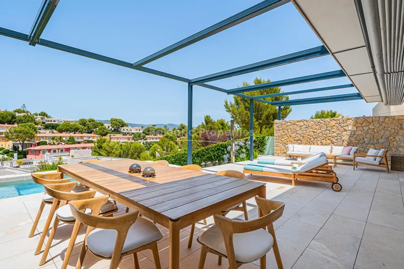 Luxury townhouse with private pool for sale in Cala Vinyes, Southwest Mallorca — photo 1