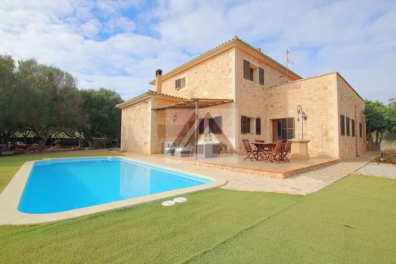 Country house for sale in Ses Salines — photo 3